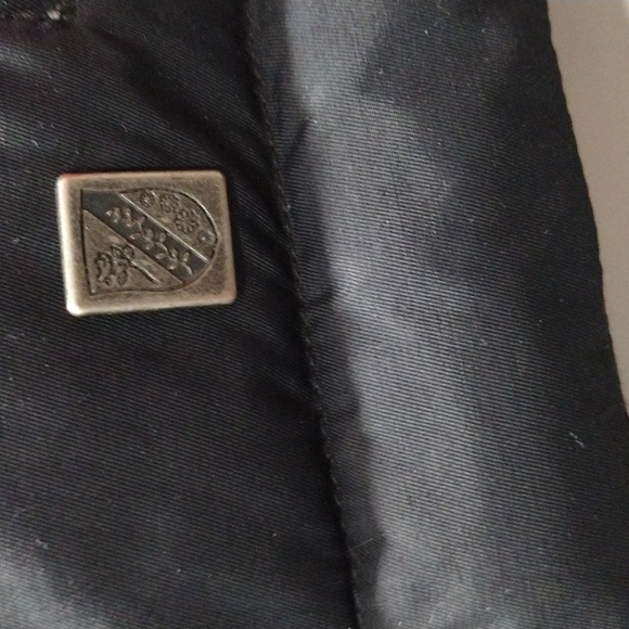 Columbia black zipper down vest with detachable hood. Women's Medium - Picture 8 of 12